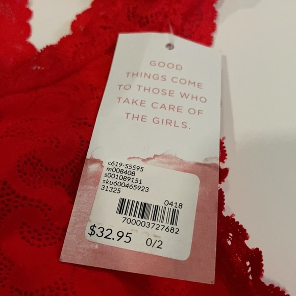 Cacique Red Lace Bralette keyhole open Back NEW - Picture 6 of 6